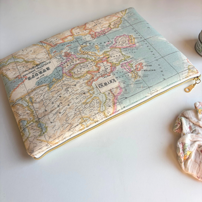 Laptop Sleeve & Tablet Sleeve 11–16” – Blue World Map PC Protective Case