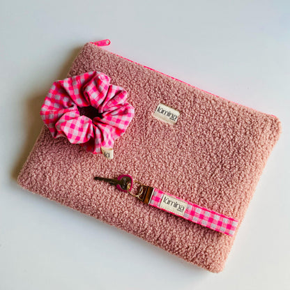 Laptop & Tablet Sleeve 11–16” –  Soft Pink Teddy Fleece Case