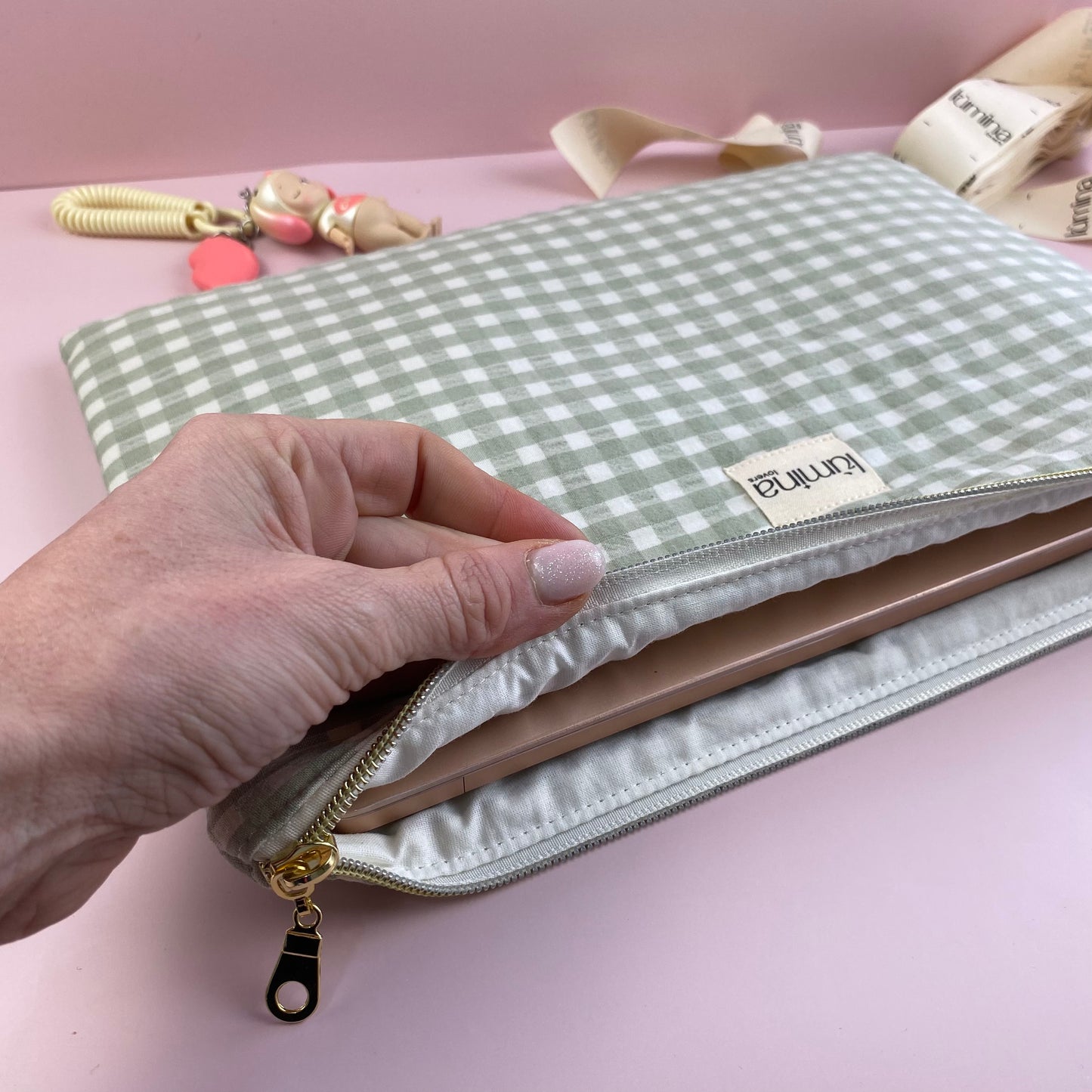 Laptop & Tablet Sleeve 11–16” – Sage Green Gingham