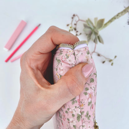 Laptop & Tablet Sleeve 11"–16” – Floral garden with front pocket