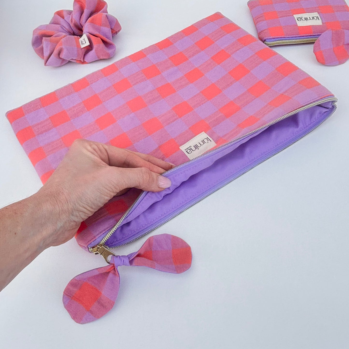 Laptop & Tablet Sleeve 11–16” – Light Orange and Purple Maxi Gingham