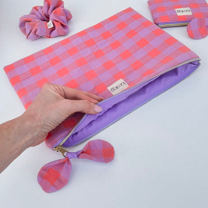 Laptop & Tablet Sleeve 11–16” – Light Orange and Purple Maxi Gingham