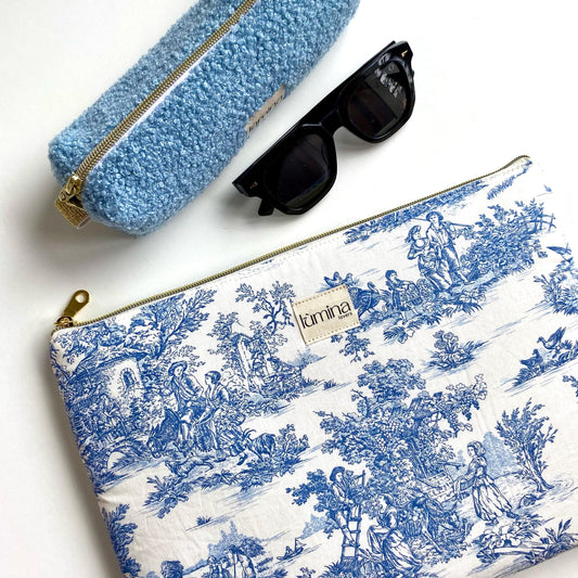 Laptop & Tablet Sleeve 11–16” – Blue Toile de Jouy
