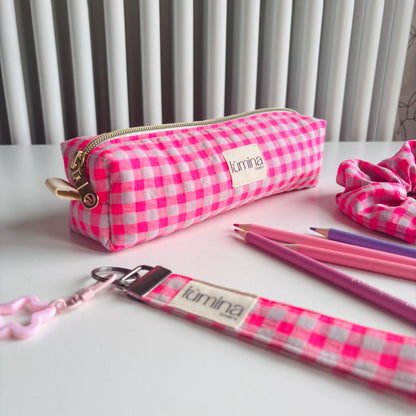 Pencil Case – Neon pink Gingham Makeup Bag & Zipper Pouch
